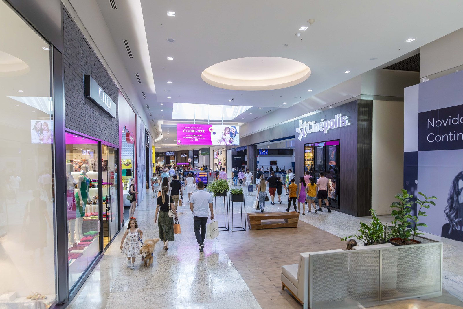 Continente Shopping — corredor Cinépolis