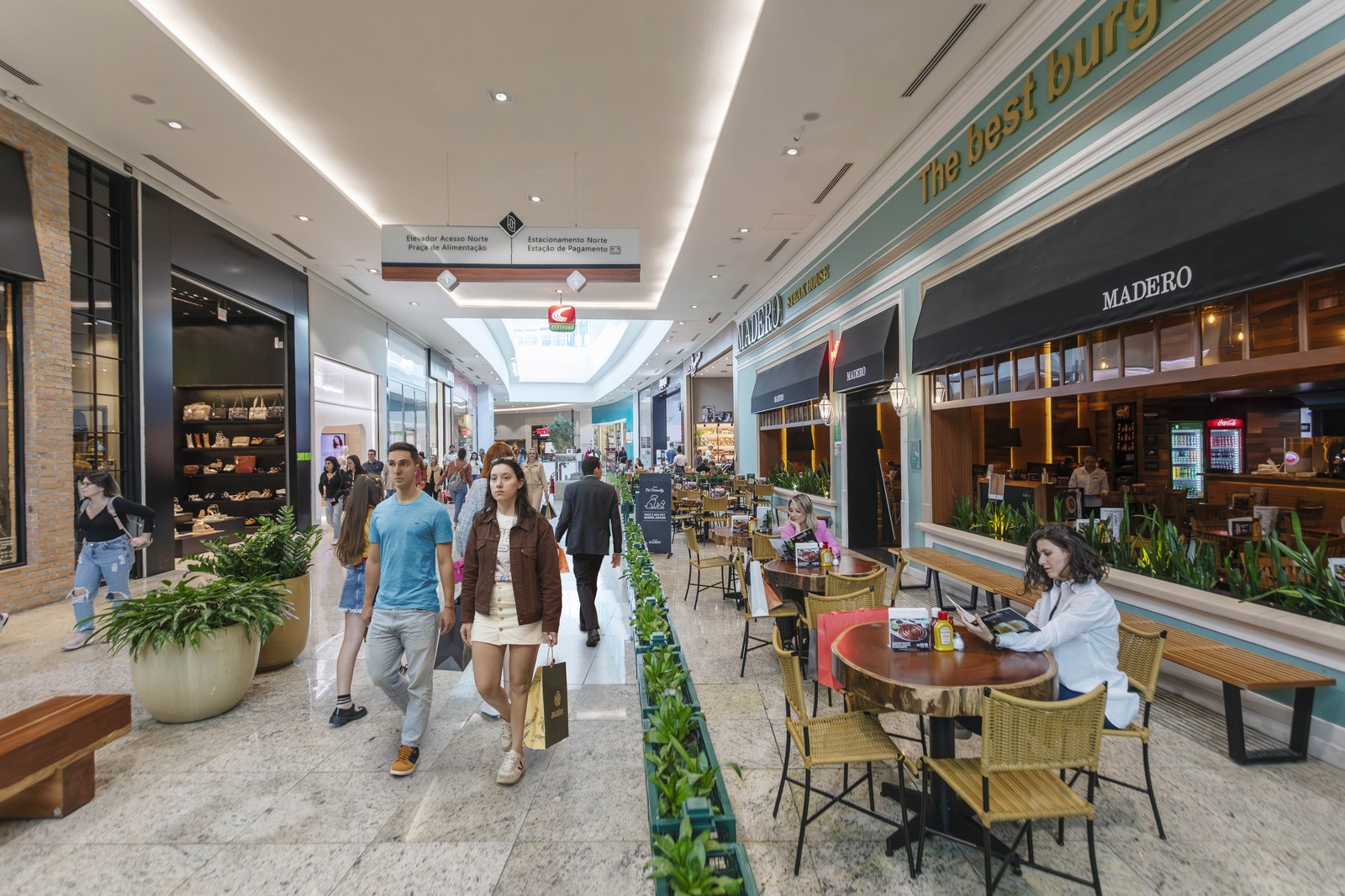 Garten Shopping — corredor Madero