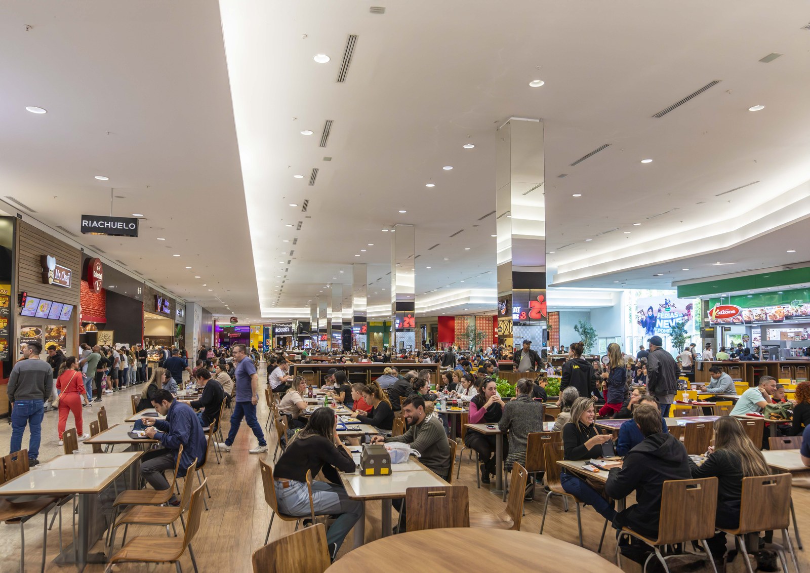 Norte Shopping — praça de alimentação